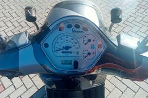 Piaggio vespa 200