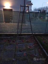 scala tre  piedi con  sette gradini