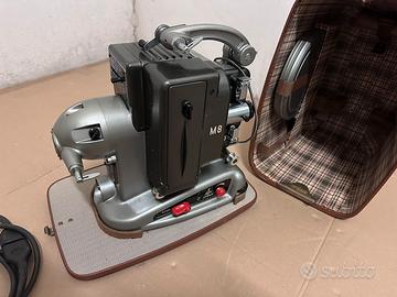 Proiettore cinematografico Bolex Paillard M8