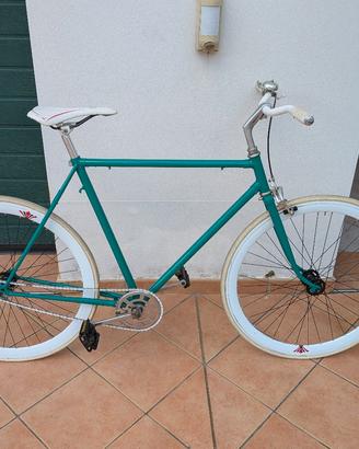 Bici a scatto fisso - per ricambi o da sistemare 
