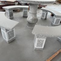 Tavolo rotondo in granito da giardino