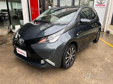 TOYOTA Aygo 1.0 VVT-i 69 CV 5 porte x-cool TSS