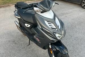 aerox 50cc 2016 2t (prezzo trattabile)