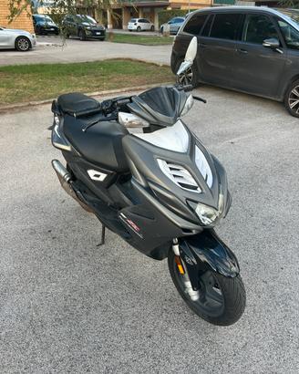 aerox 50cc 2016 2t (prezzo trattabile)