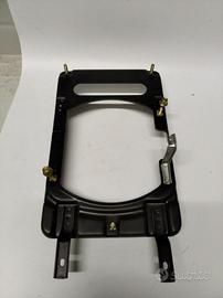 SEDE ALLOGGIO FARO ANTERIORE SINISTRO COMPATIBILE 