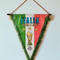 Gagliardetto vintage Italia Campione del Mondo 198