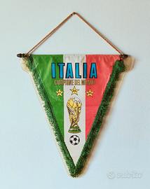 Gagliardetto vintage Italia Campione del Mondo 198