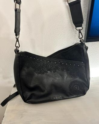Borsa e portafoglio Disegual