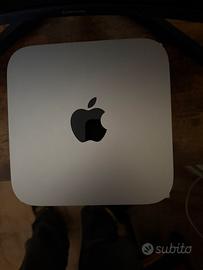 Mac mini M2