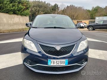 Lancia Ypsilon 1.2 69 CV 5 porte GPL Ecochic Plati