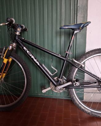 Bici Kona mountain bike