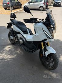 X ADV 750