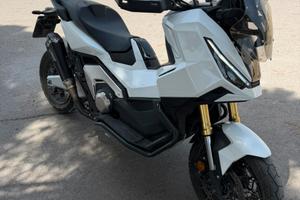 X ADV 750
