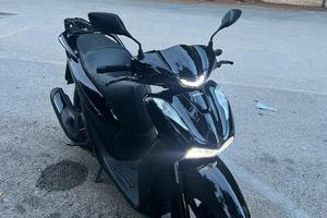 sh 125