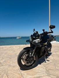 Triumph street triple 765 rs 2025