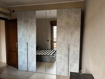 Camera da letto completa come nuova