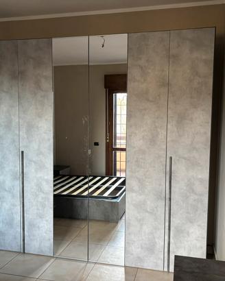 Camera da letto completa come nuova