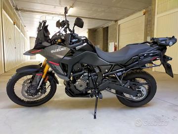 Suzuki V Strom DL 800 DE