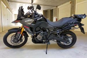 Suzuki V Strom DL 800 DE
