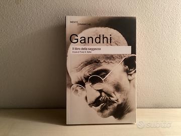 Il libro della saggezza(gandhi).