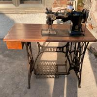 Macchina cucire epoca SINGER 72W12