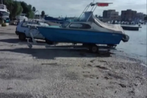 Barca semicabinata m.5 Johnson 40 hp carrello