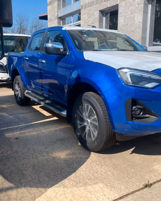 Isuzu D max crew cab nuovo