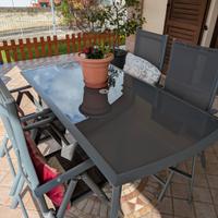 tavolo esterno in vetro con 4 sedie reclinabili 