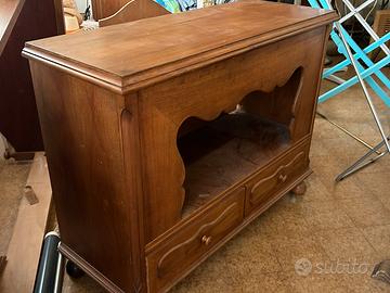 Mobile Tv  e portaoggetti