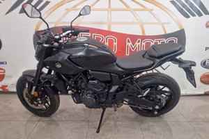 Yamaha MT-07 Y-AMT depotenziata usata