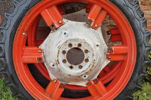 Ruote Strette Pirelli 8.3-38