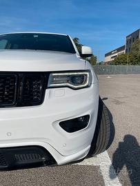 Grand Cherokee Overland
