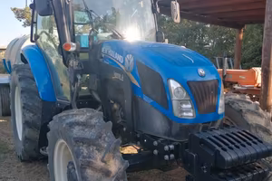 NEW HOLLAND TD5.85