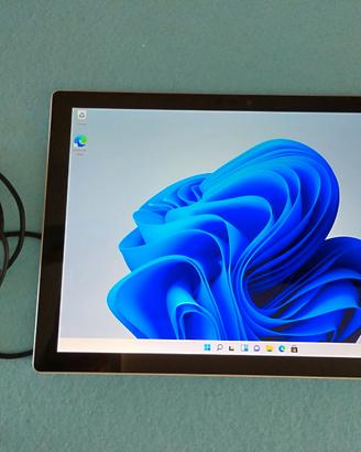 Microsoft Surface Pro 5 12.3 128 GB SSD - 4 GB RAM