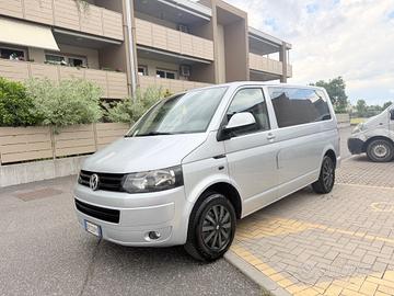 Volkswagen Multivan 2.0 TDI 140CV 9 posti