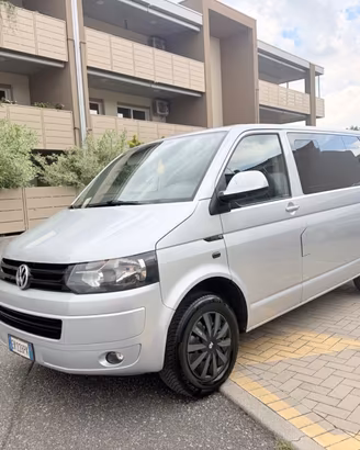 Volkswagen Multivan 2.0 TDI 140CV 9 posti