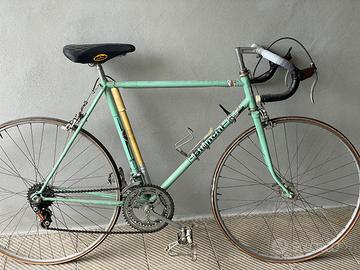 Bicicletta da corsa d'epoca BIANCHI