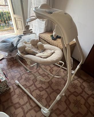 Altalena cam il mondo per bambino