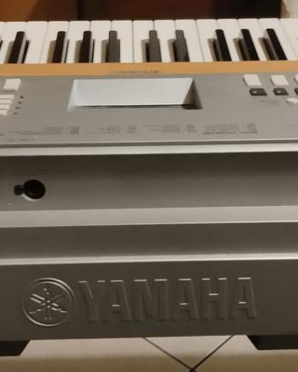 Yamaha DGX-630 Portable Grand