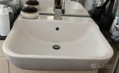 Lavabo modello conca Ideal standard