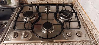 Piano cottura a fuochi