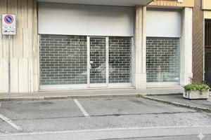 NEGOZIO A BUSTO ARSIZIO