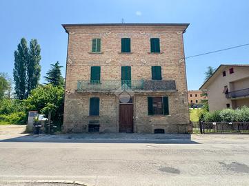 3 LOCALI A CITTÀ DI CASTELLO