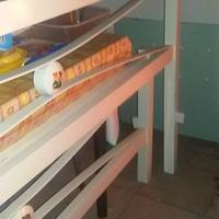 letto in ottone bianco