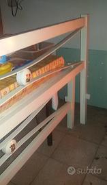 letto in ottone bianco