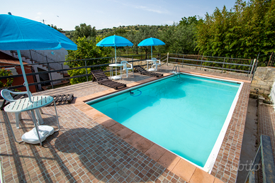 Villa con piscina - La panchina