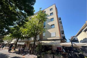 TRILOCALE RISTRUTTURATO IN ZONA CENTRALE