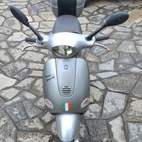 Vespa ET4 150