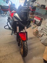 QJ Motor 700