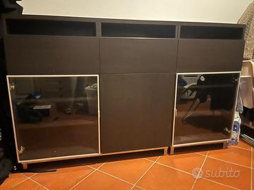 Credenza in legno con cassetti e vetrine (nero)